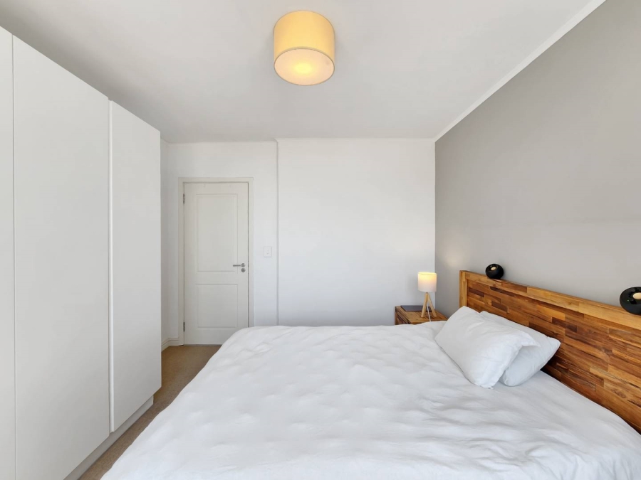 To Let 2 Bedroom Property for Rent in Mouille Point Western Cape